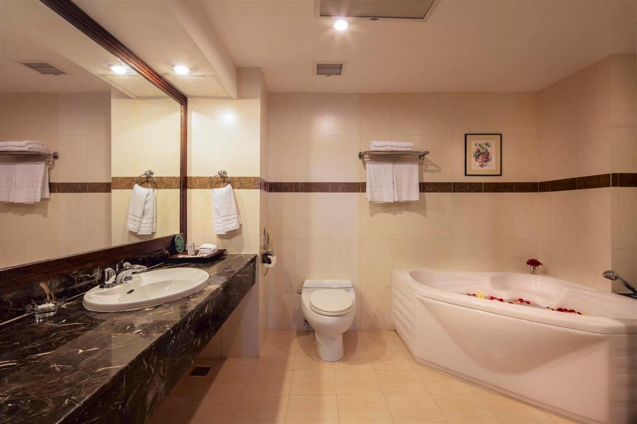 Sai Gon Quang Binh Hotel Dong Hoi Zewnętrze zdjęcie