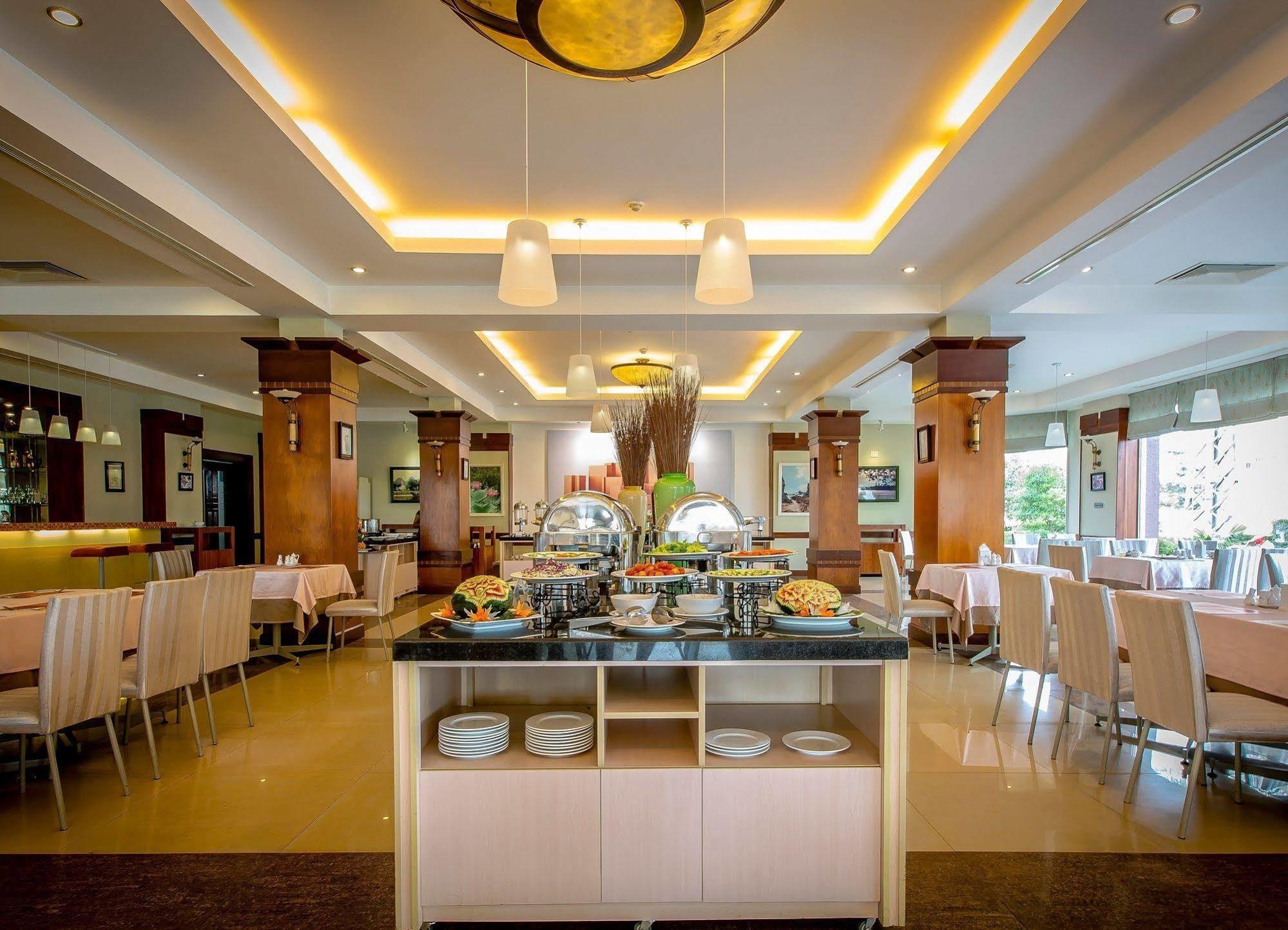 Sai Gon Quang Binh Hotel Dong Hoi Zewnętrze zdjęcie